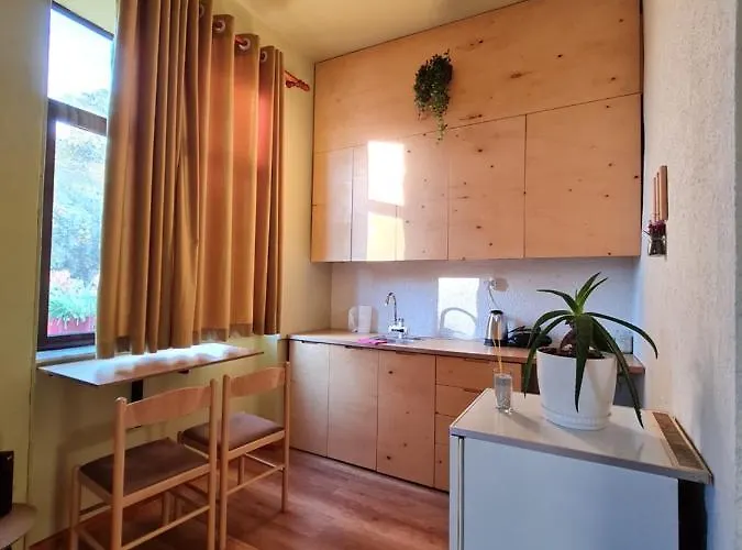 Appartamento Ex-block District Charming With Treeish Sorrounding View! Tirana